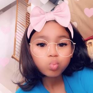 Meet your Posher, Jasmine dana katherine